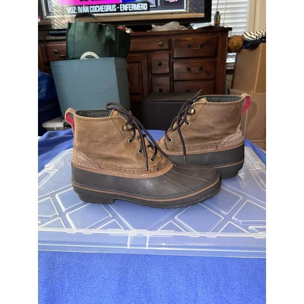 UGG Waterproof Zetik Leather Duck Boots Men’s Brown Tan Tops 1017304 Sz 9